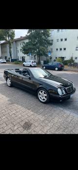 Mercedes-Benz CLK 320 SPORT Sport - Mercedes-Benz CLK 320: Sport