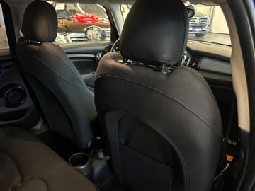 MINI Cooper D Mini 5-trg. *2. Hand*Klima*Navi*LED*PDC