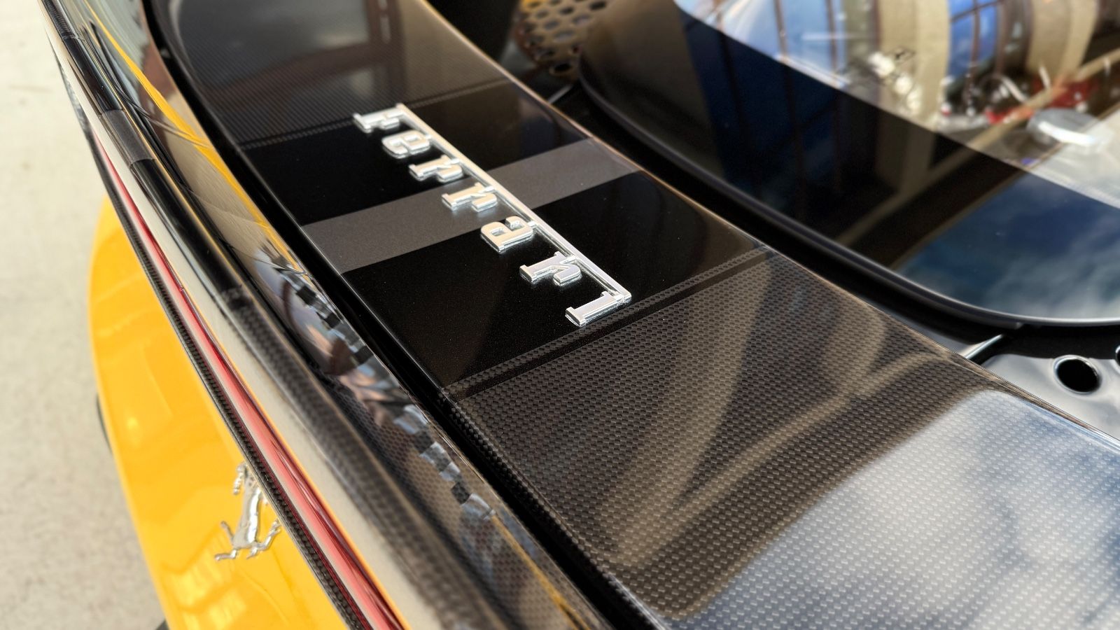 Fahrzeugabbildung Ferrari SF90*AssettoFiorano*VollCarbon*Atelier