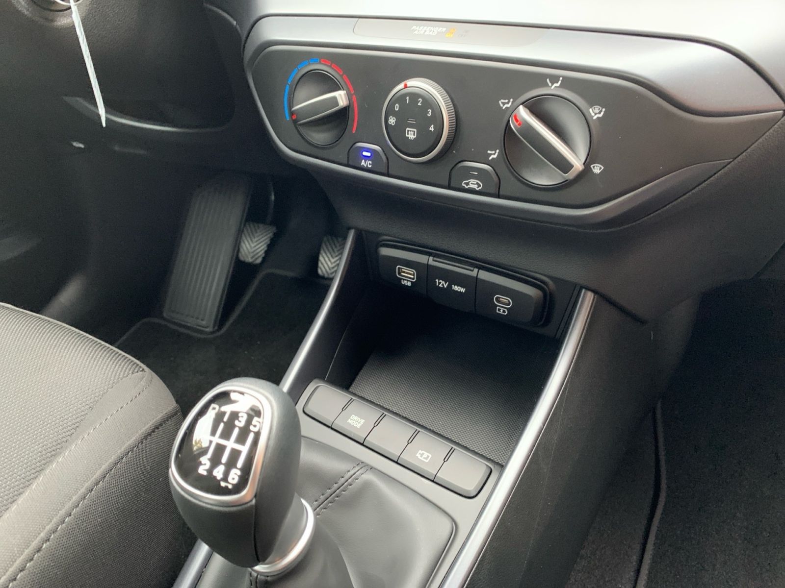 Fahrzeugabbildung Hyundai i20 1.0 T-GDI Select Navi Kamera Allwetter