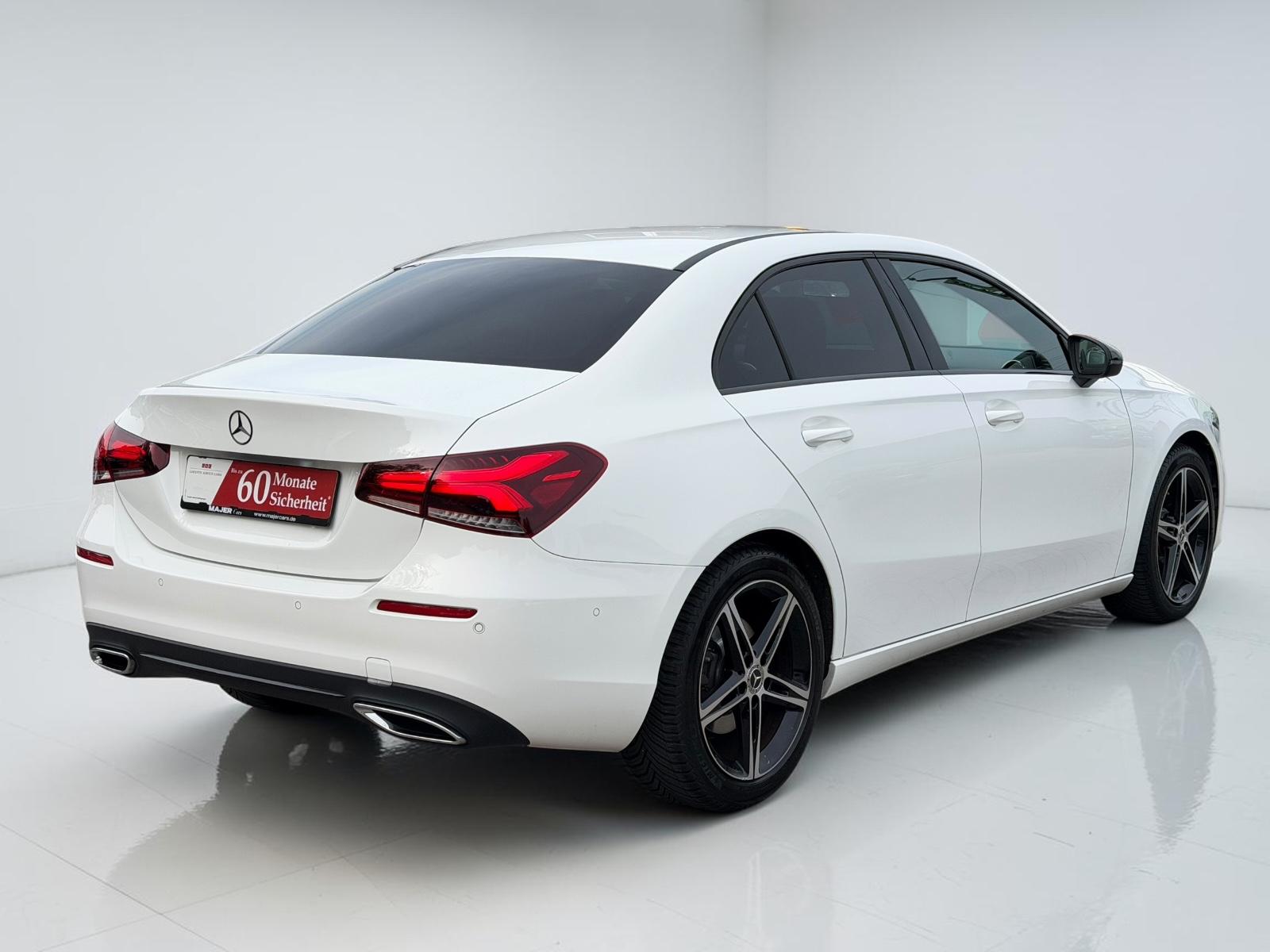 Mercedes-Benz A-Class Limousine*LED*AMBIENTE*TEMPOM*KLIMA*NIGHT*, миниатюра 9