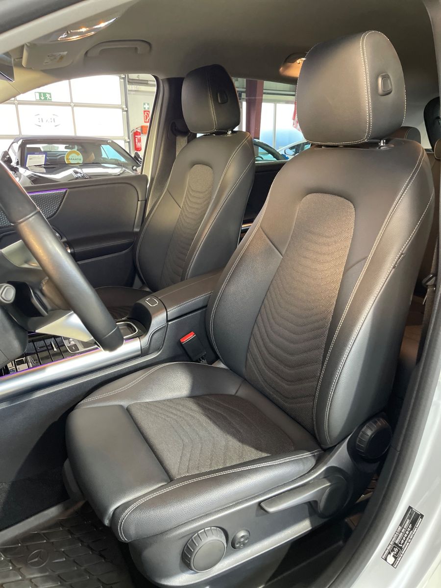Mercedes-Benz B 200d+AMBIENTE+KAMERA+AHK+JUNGE STERNE GARANTI foto 20