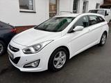 Hyundai i40 CW FIFA World Cup Edition - PDC TEMP PHONE - Hyundai i40 aus 2013