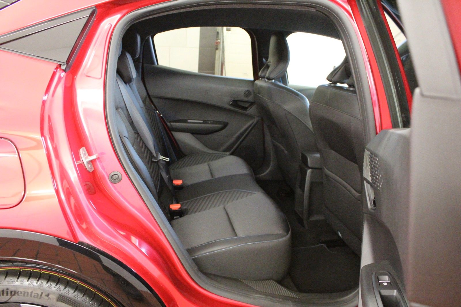 Fahrzeugabbildung Renault Clio VI E-Tech 160 Full Hybrid Esprit Alpine