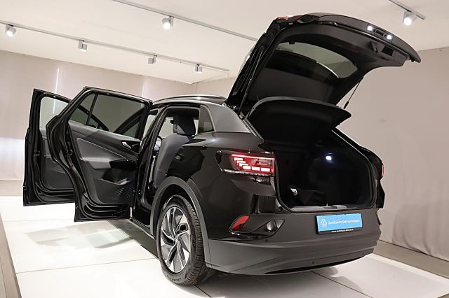 ID.4 Pure 125kW IQ-LIGHT ACC Wärmepumpe Anschlus