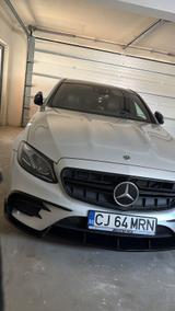 Mercedes-Benz E 53 AMG Mercedes-AMG E 53 4MATIC+ T Autom. ... - silberne Mercedes-Benz E 53 AMG