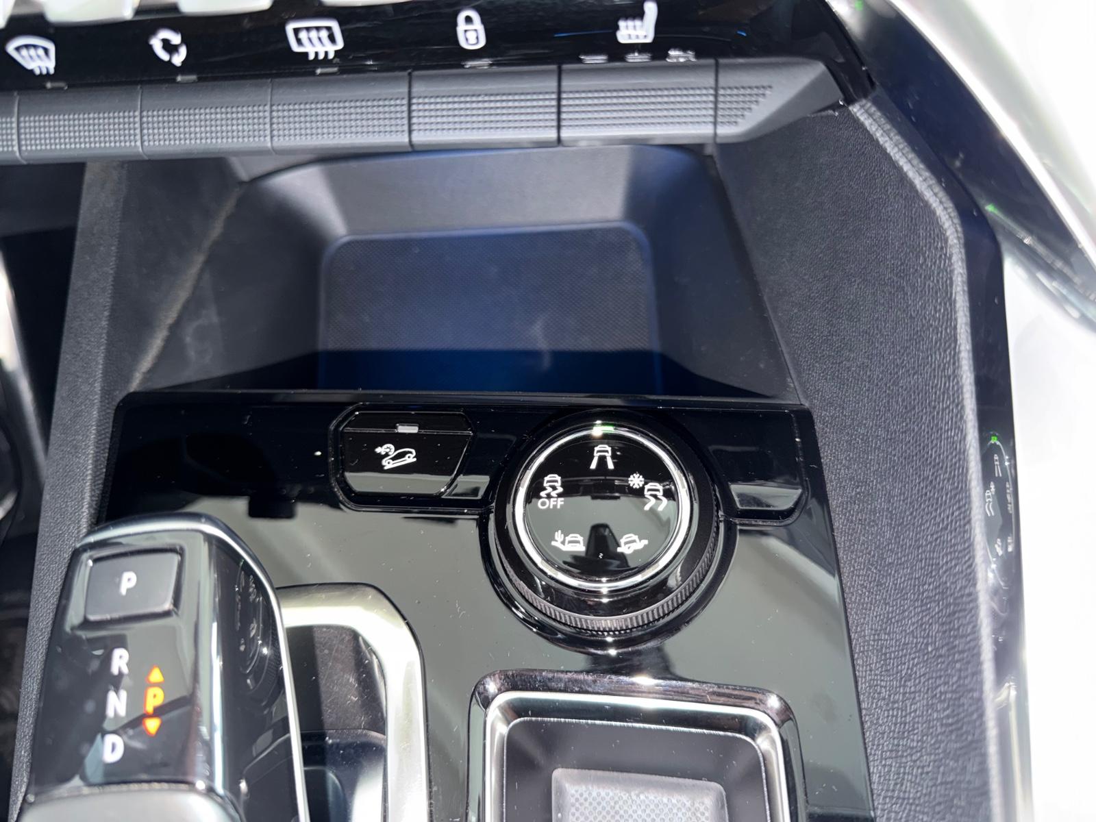 Peugeot 3008 Crossway/Automatik/DAB/Sitzheiz/Klima/AHK
