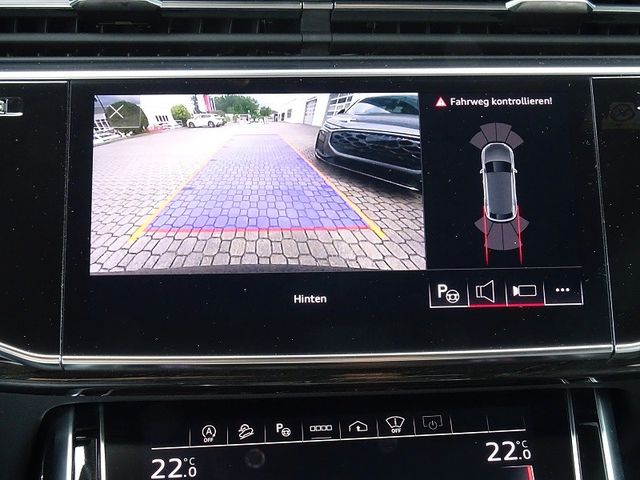 Q8 50 TDI S Line Plus quattro / HD Matrix