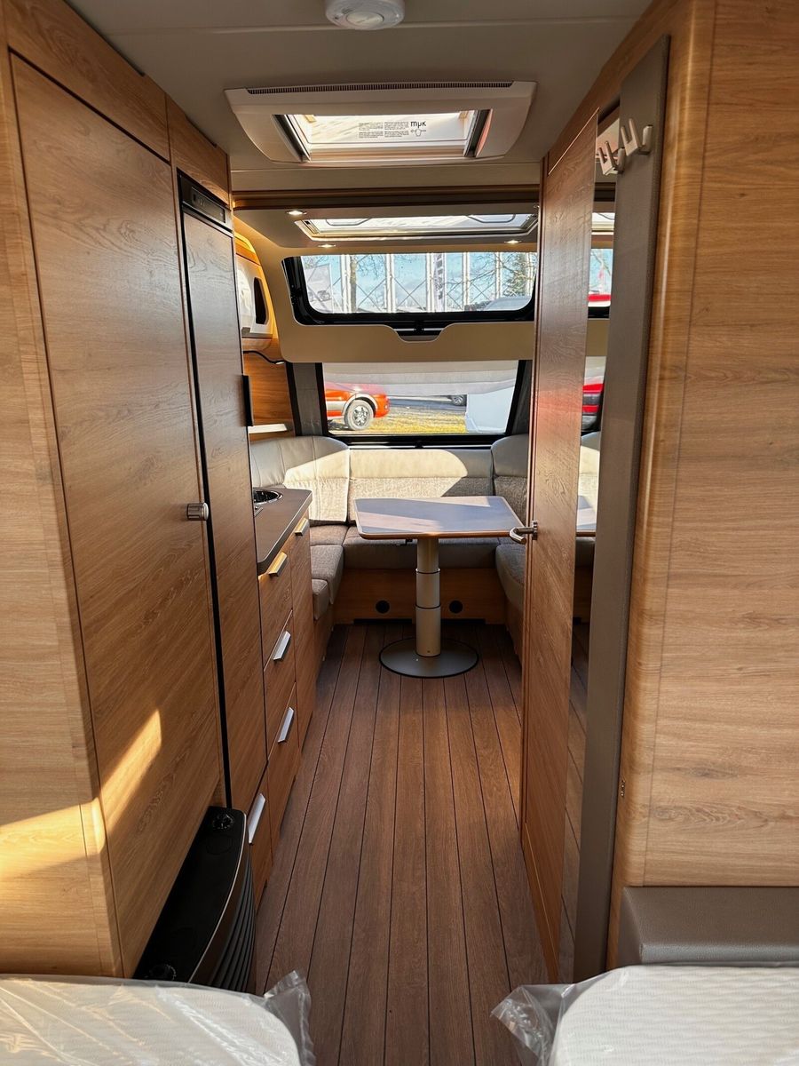 Fahrzeugabbildung Knaus Südwind BLACK SELECTION 540 UE Markise Mono City