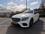 Mercedes-Benz E 300 Autom. - Cabrio - Mercedes-Benz E 300 mit Benzin-Antrieb: Cabrio