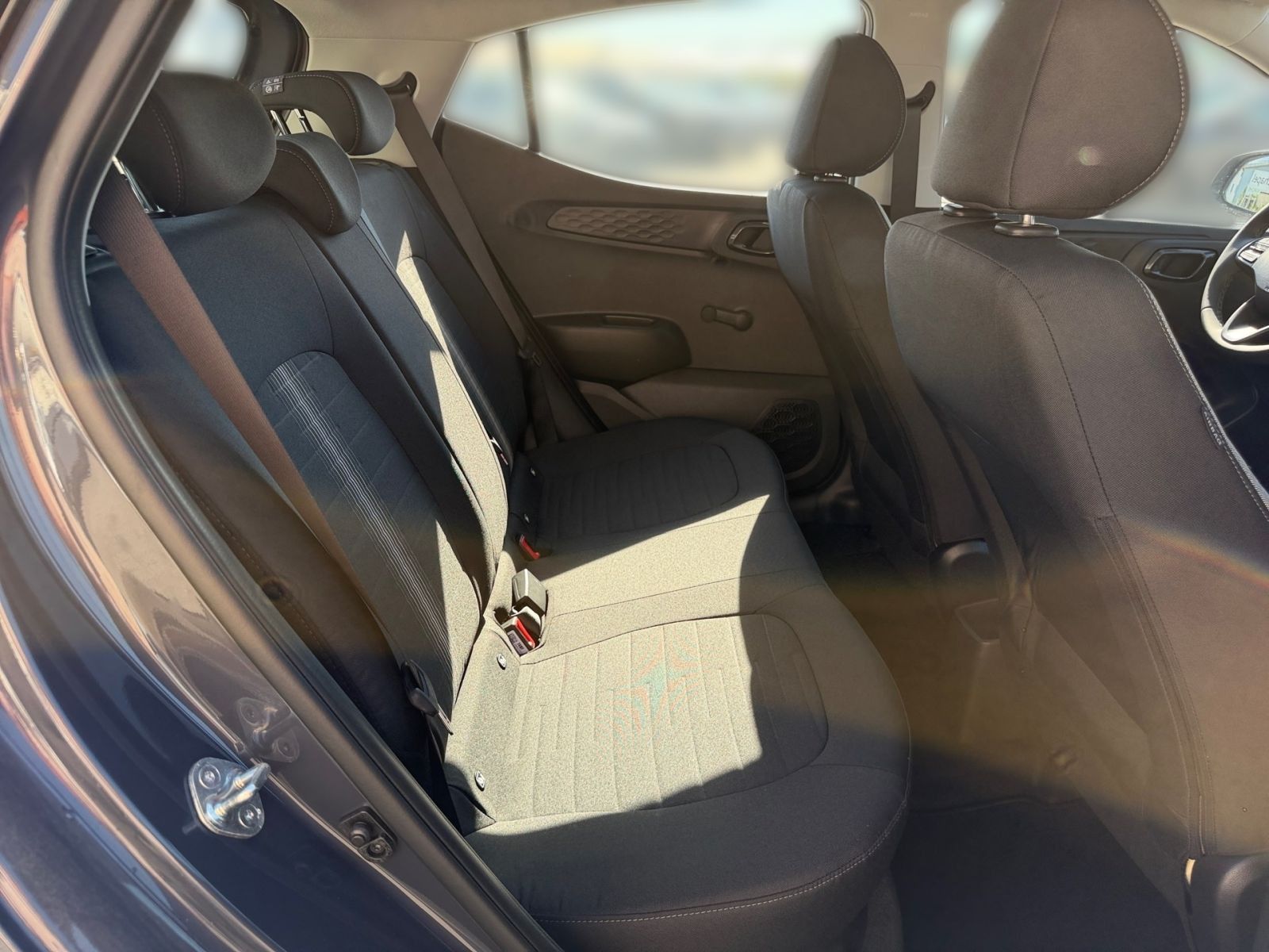 Fahrzeugabbildung Hyundai i10 1.0 Trend Navi Kamera Sitzheizung
