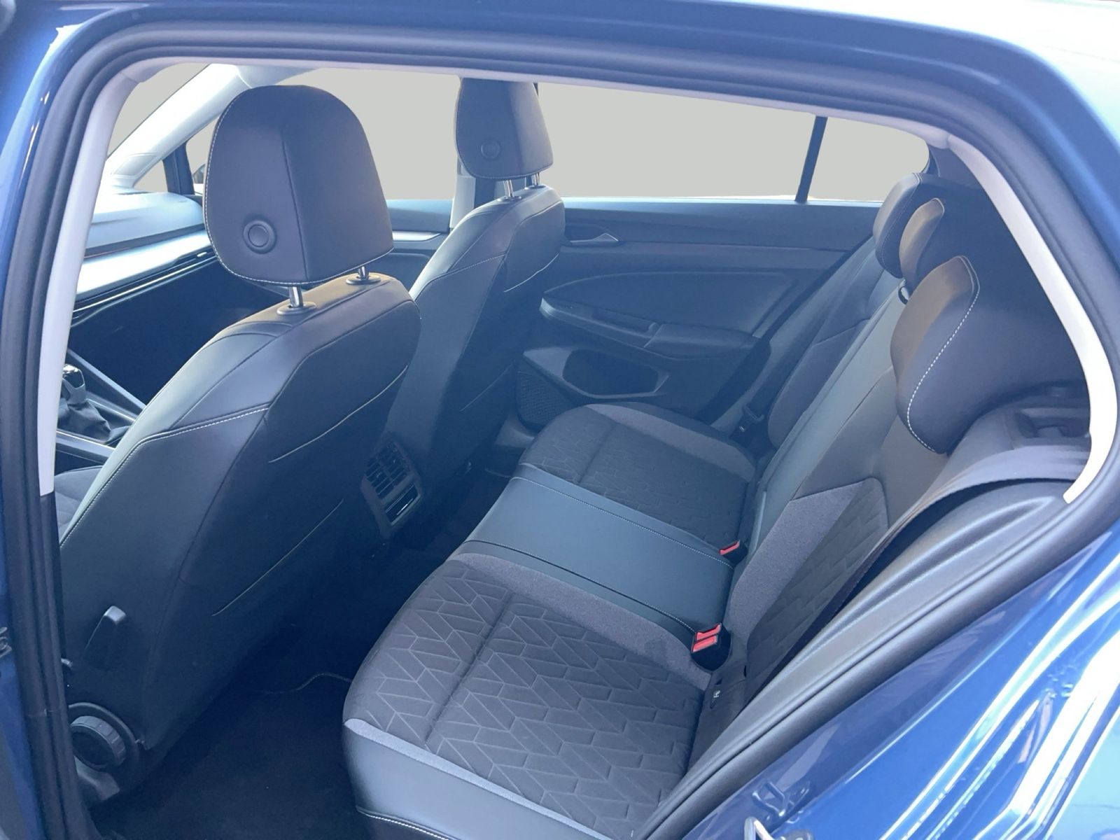 Volkswagen Golf - Bild 11
