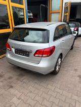 Mercedes-Benz B 200d Motor 3 Jahren Garantie Business-Paket - gebrauchte Mercedes-Benz B 200 aus dem Jahr 2017