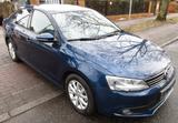 Volkswagen Jetta VI Comfortline - Volkswagen Jetta aus 2011 mit Diesel-Antrieb