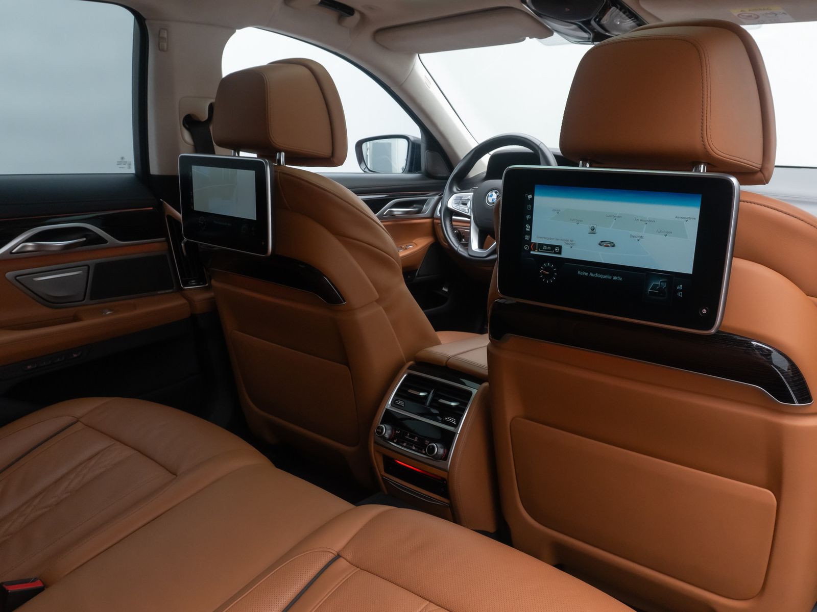 Fahrzeugabbildung BMW 750d xD M Sport 360&deg; Massage FondEnt Laser Voll