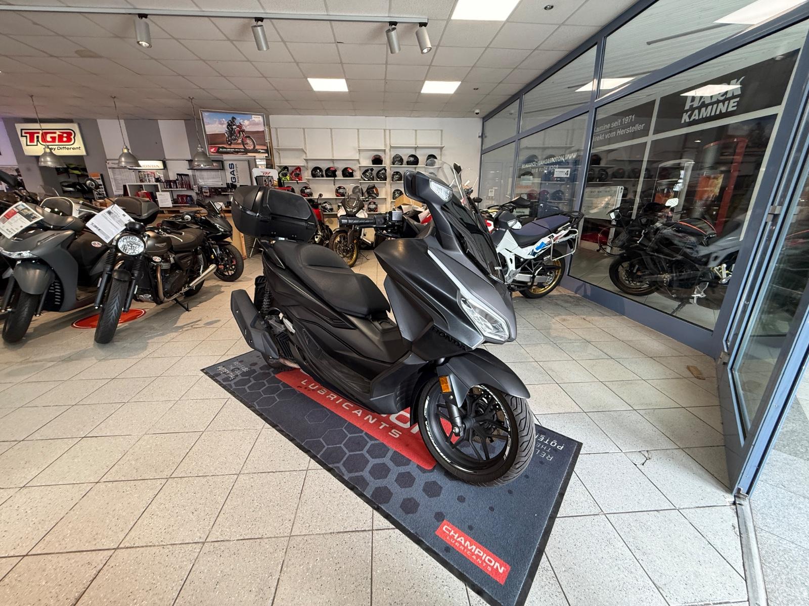 Honda Forza 125 inkl. Top Case