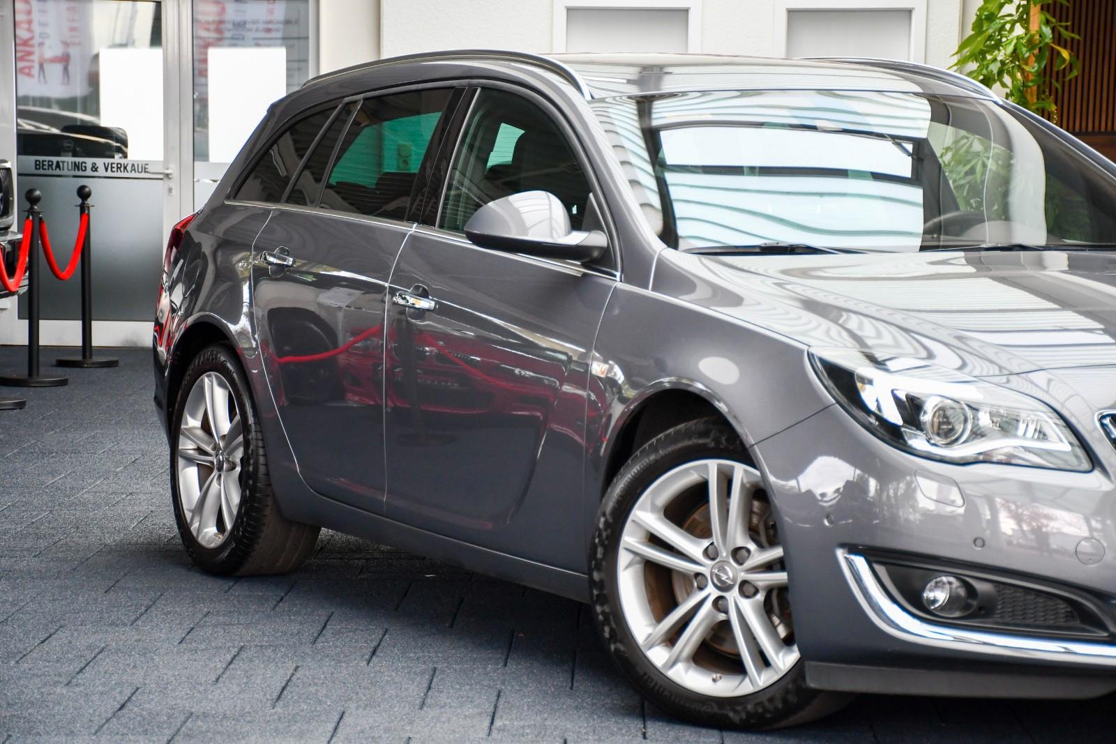 Opel Insignia A Sports Tourer Aut. OPC-Line Navi Cam