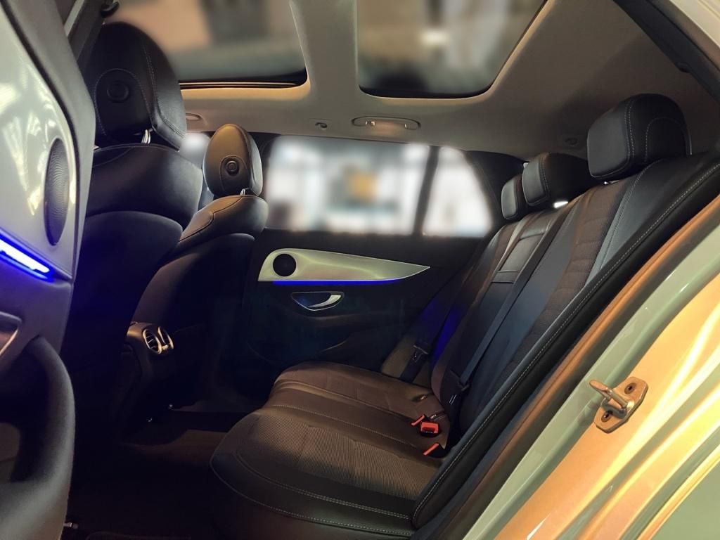 Fahrzeugabbildung Mercedes-Benz E 220 d T-Modell Pano STH Navi ACC PDC SHZ LED