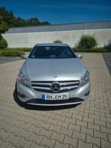 Mercedes-Benz A 180 Blue EFFICIENCY Style - Mercedes-Benz A-Klasse: Coupé