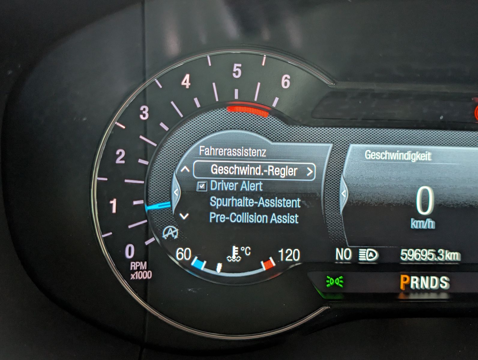 Fahrzeugabbildung Ford Galaxy Titanium 2.0 EB ACC PANO AHK LED 7-SITZE