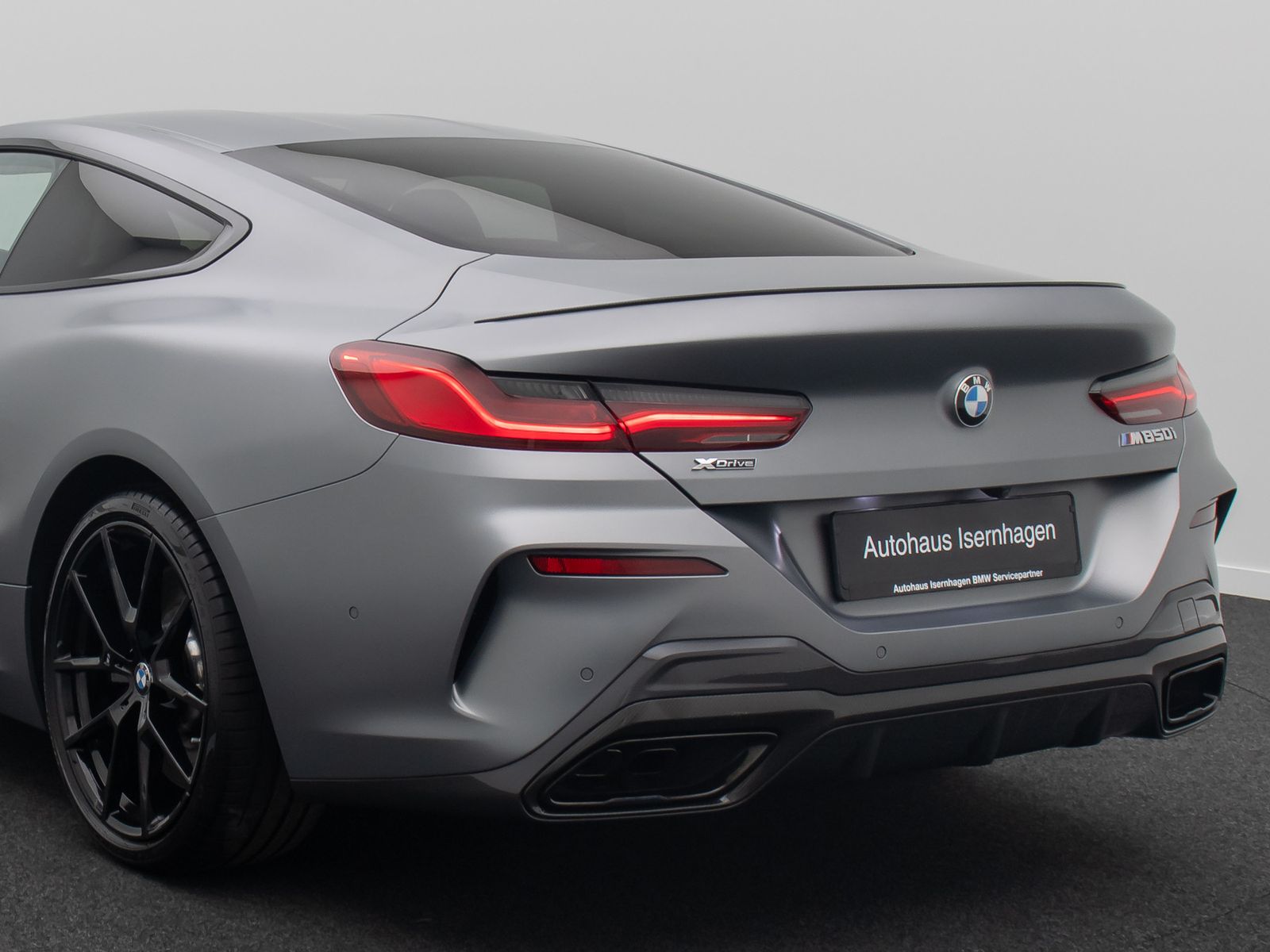 Fahrzeugabbildung BMW M850i xD Coup&eacute; B&W 360&deg;Laser DAB Individual Voll