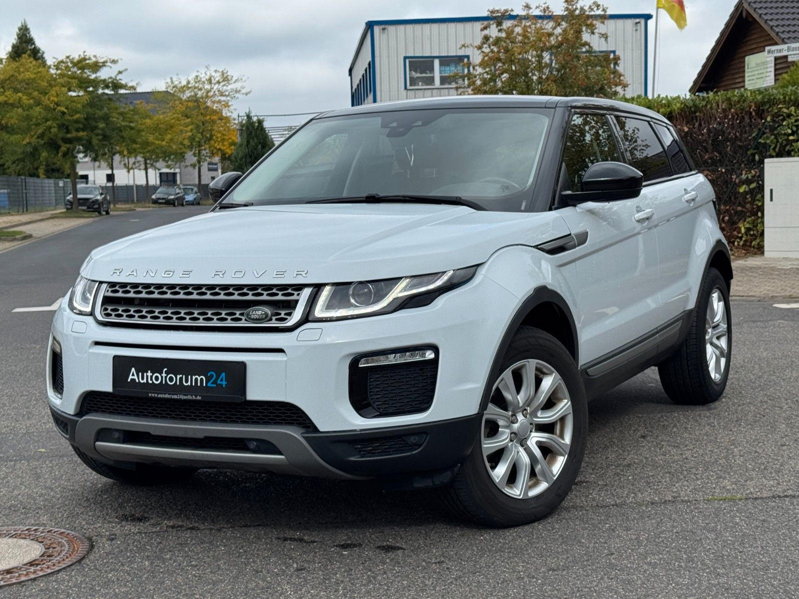 Land-Rover Range Rover Evoque - 1