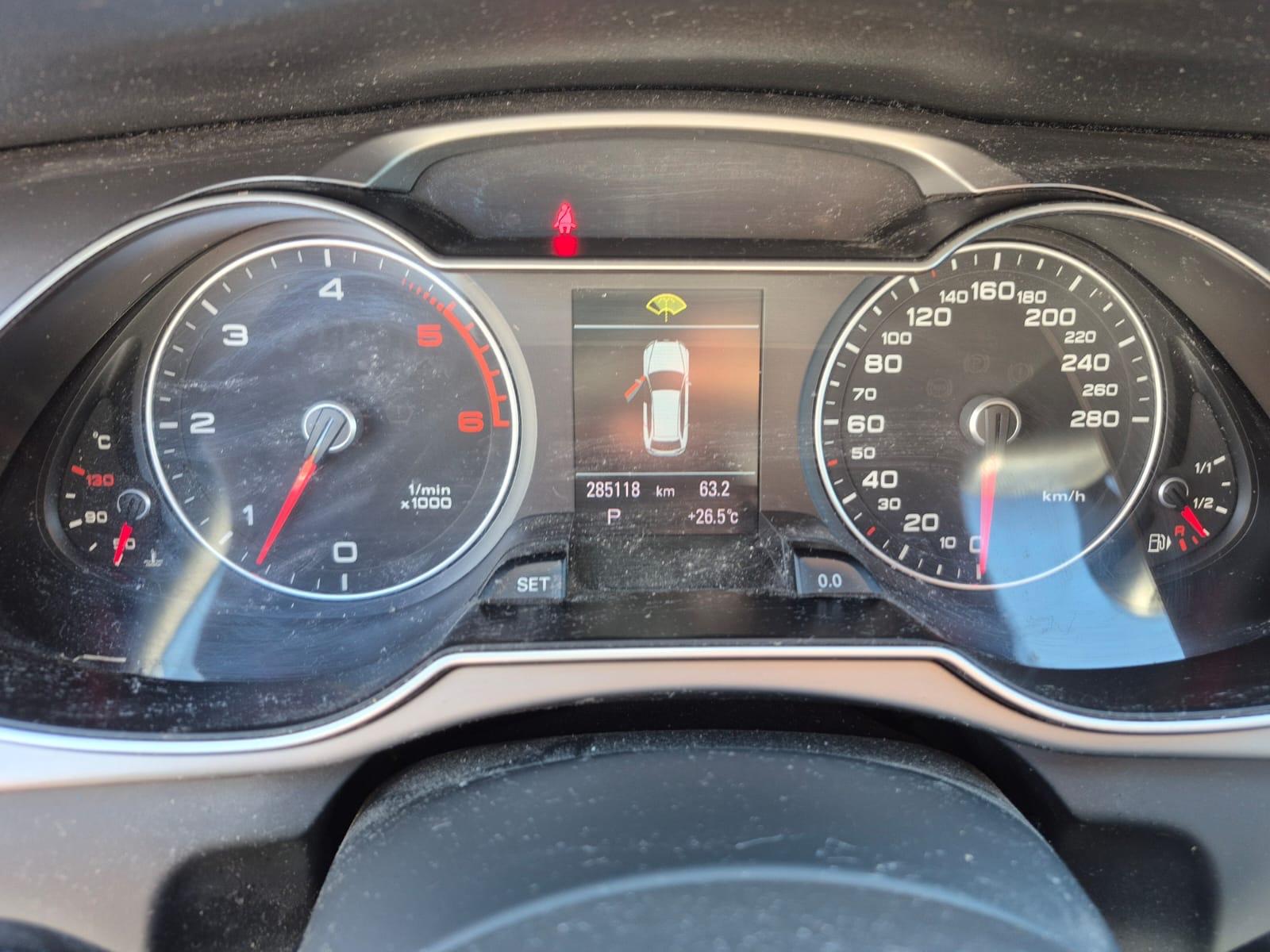 Audi Quattro 2012 — photo 16