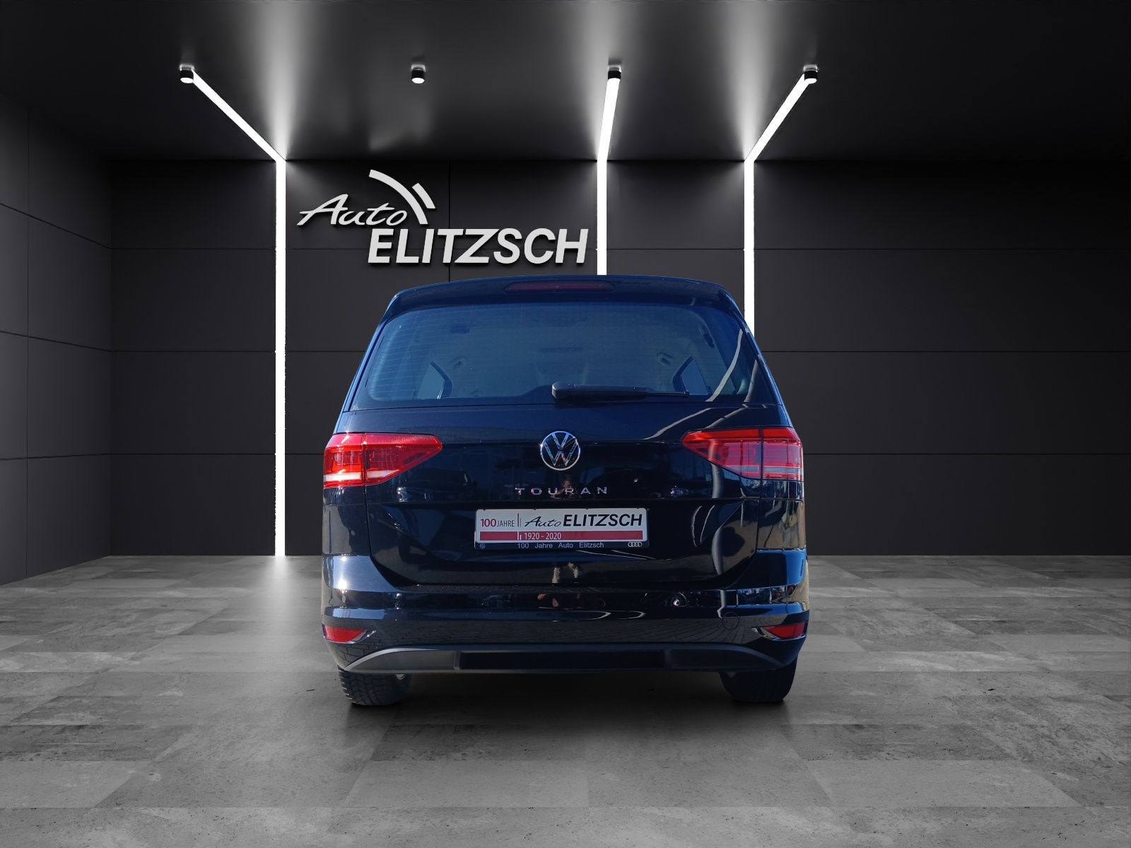 Fahrzeugabbildung Volkswagen Touran TSI Comfortline 7-Si Navi AID ACC PDC SH