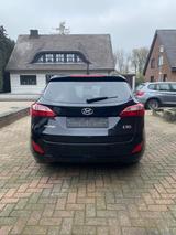 Hyundai i30 CW 1.6 CRDi (Kamera, Sitzheiz, Kupplung Neu) - Hyundai i30 Gebrauchtwagen in Braunschweig