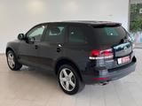 Volkswagen Touareg 3.0 TDI V6|AHK|STANDHZ|BIXENON|2-HAND| - Volkswagen Touareg aus 2008: TDI