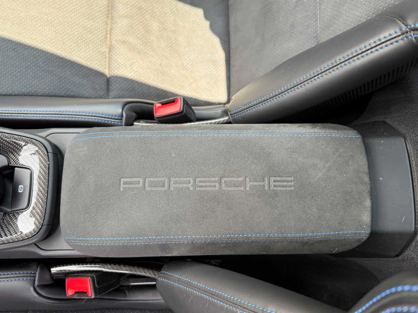 Fahrzeugabbildung Porsche 911/992.1 GT3 Manthey Kit, Lift, Approved,Steuer