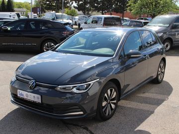 Volkswagen Golf VIII 1.5 TSI Life Move KLIMA LED NAVI ALU