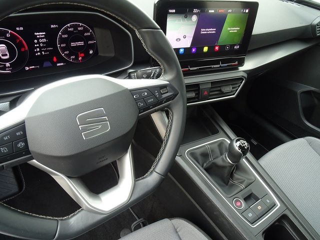 Leon 1.0 TSI Sportstourer Style / Navi