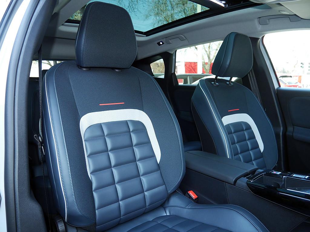 Citroën C5 Aircross Hybrid 145 MAX SHZ ACC LED PANO 360°