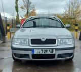 Skoda Octavia 1.6 Tour - Skoda Octavia aus 2006