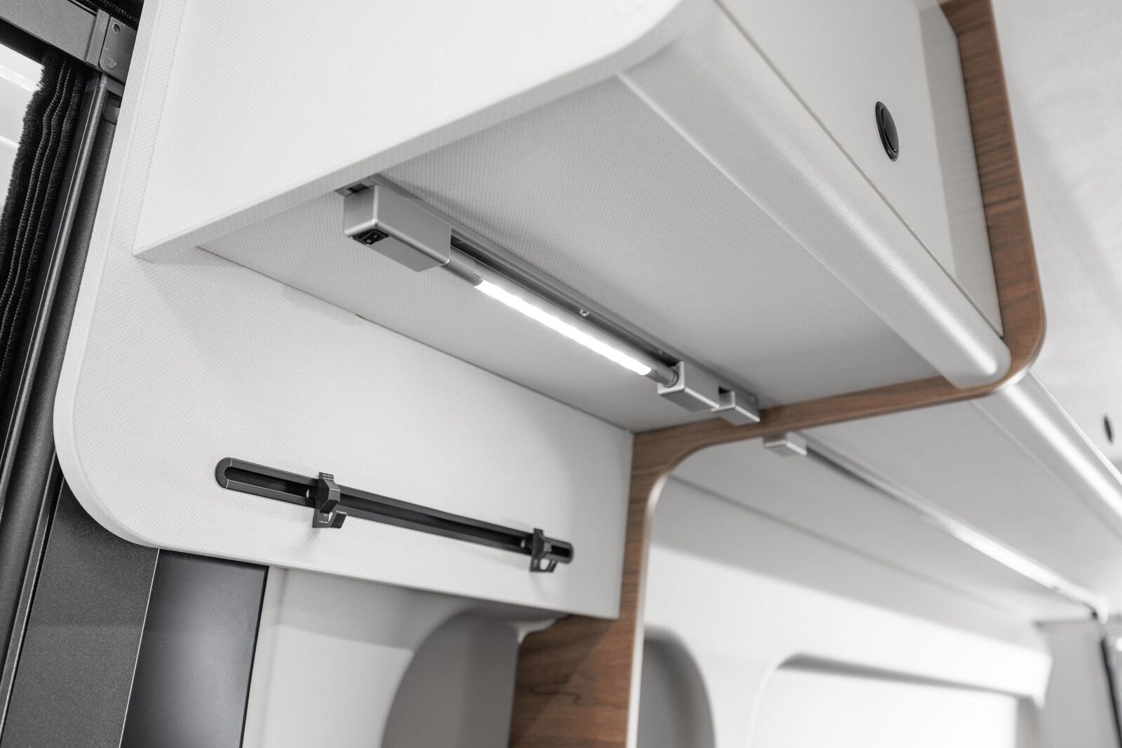 Fahrzeugabbildung CORIGON CV 60 S Solar Markise Travel+ Pack by Hymer