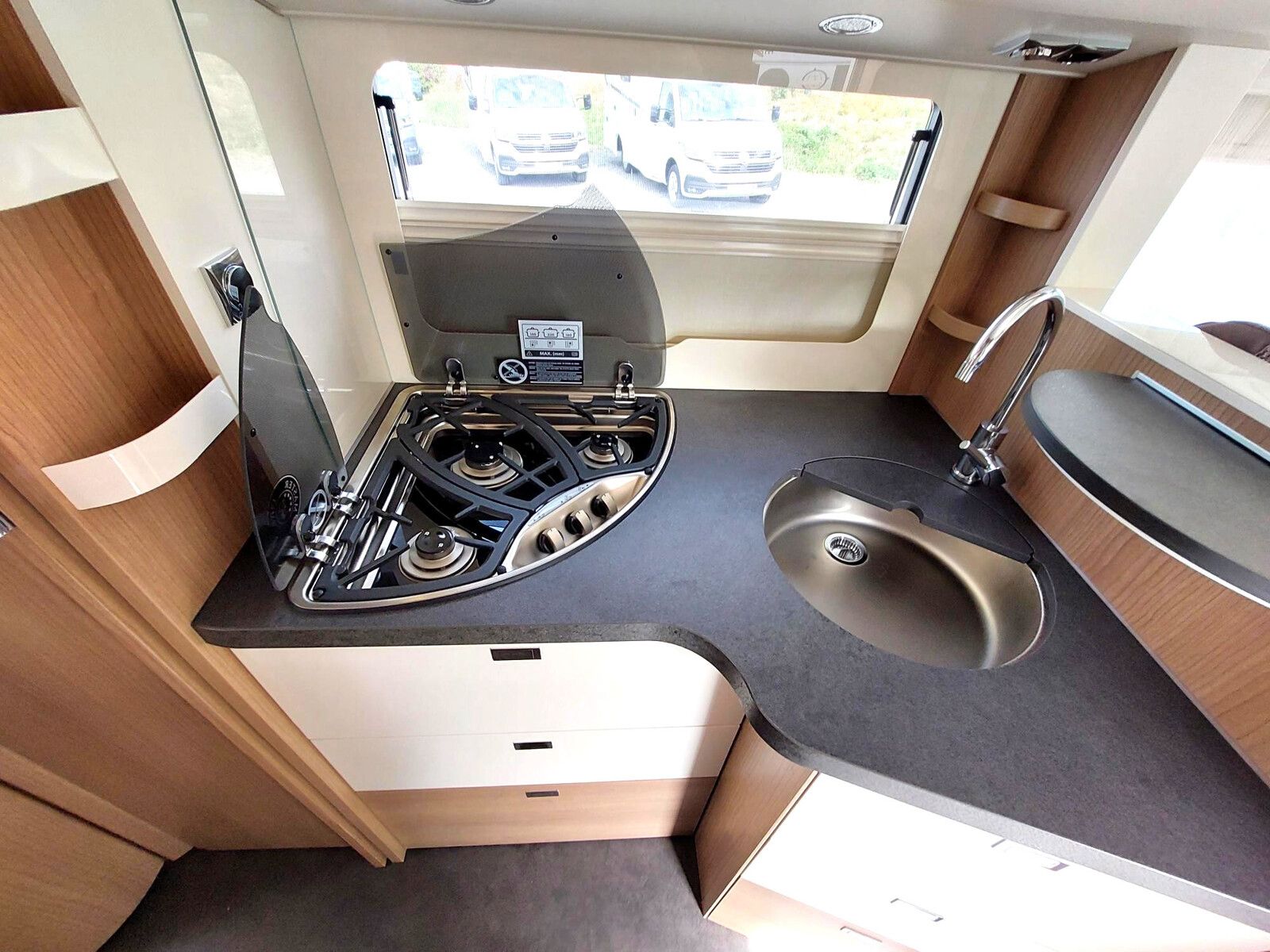 Fahrzeugabbildung Malibu I 460 KB LE comfort Automatik Markise