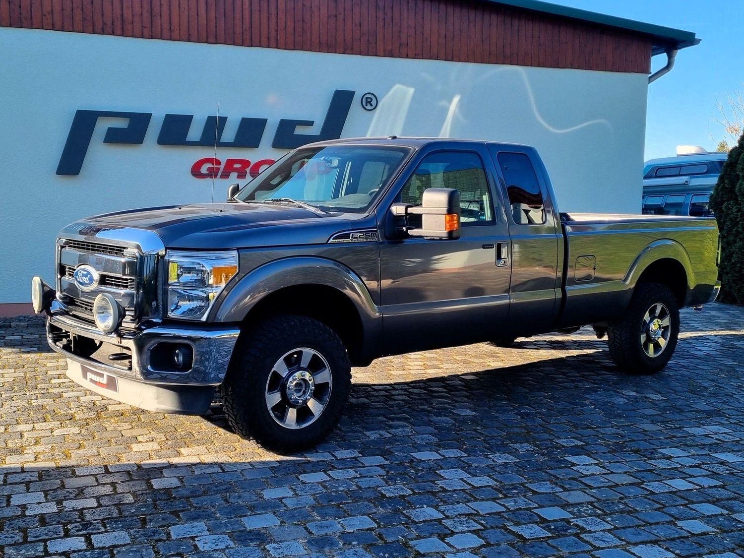 Ford F 250 SUPER DUTY LARIAT Diesel