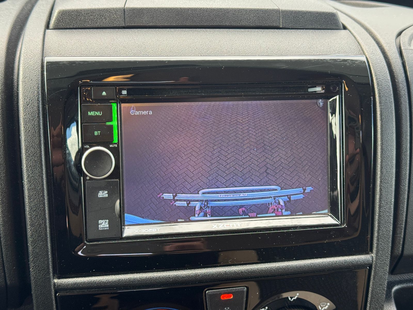 Vehicle image Miller TORONTO FIAT DUCATO SOLAR 2X TV SAT LUFTFEDER