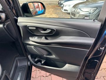 Bild 15 Mercedes-Benz V 300