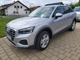 Audi Q2 1.5 16V TSI ACT 35 TFSI advanced Metallic - : Silber, Geländewagen, Metallic