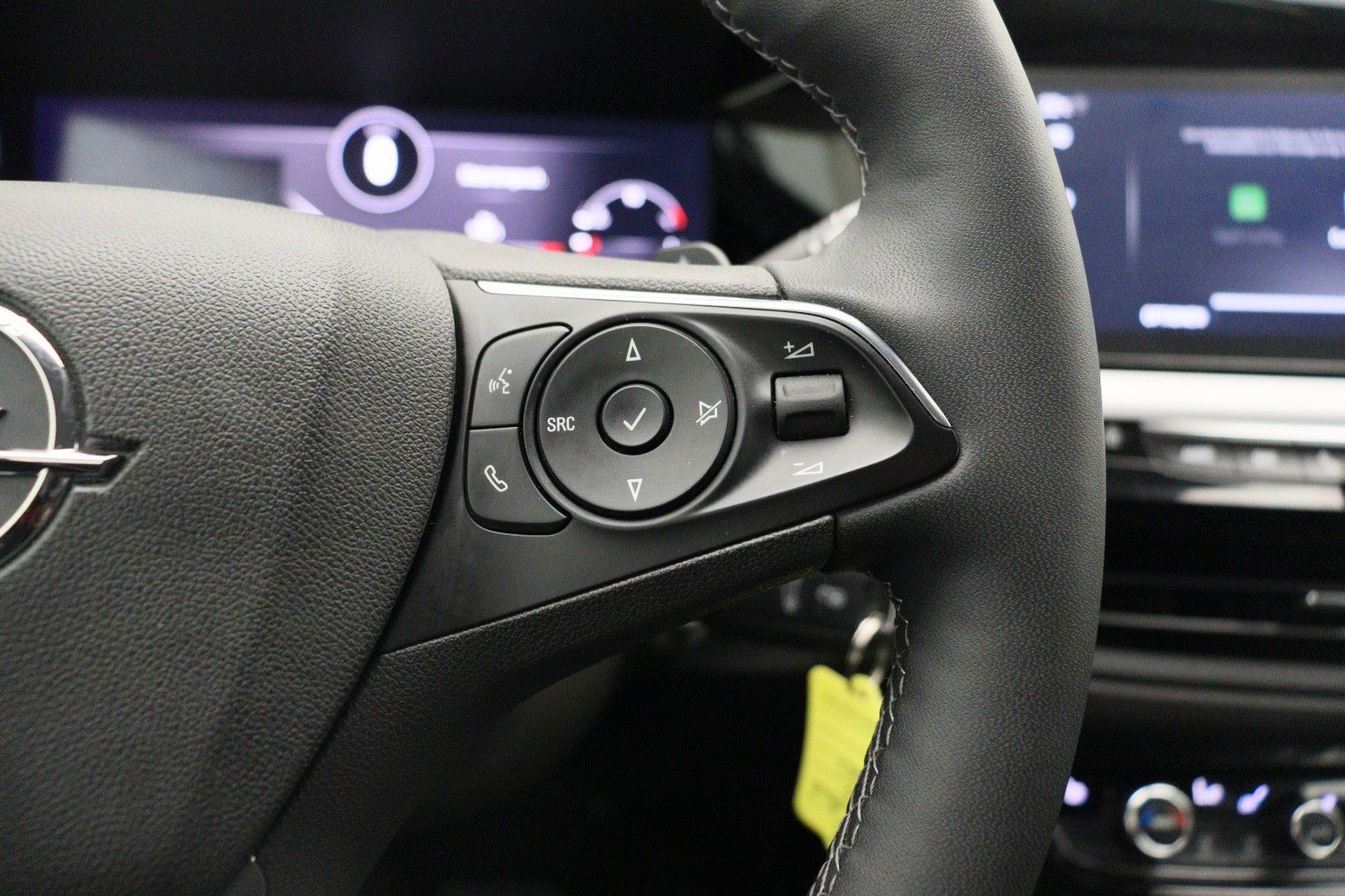 Fahrzeugabbildung Opel Grandland 1.2 GS-Line NAVI LED KAMERA