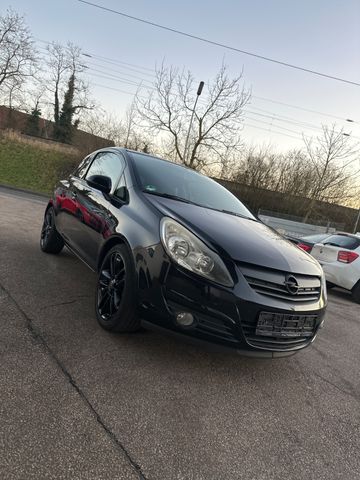 Opel Corsa D Color Edition