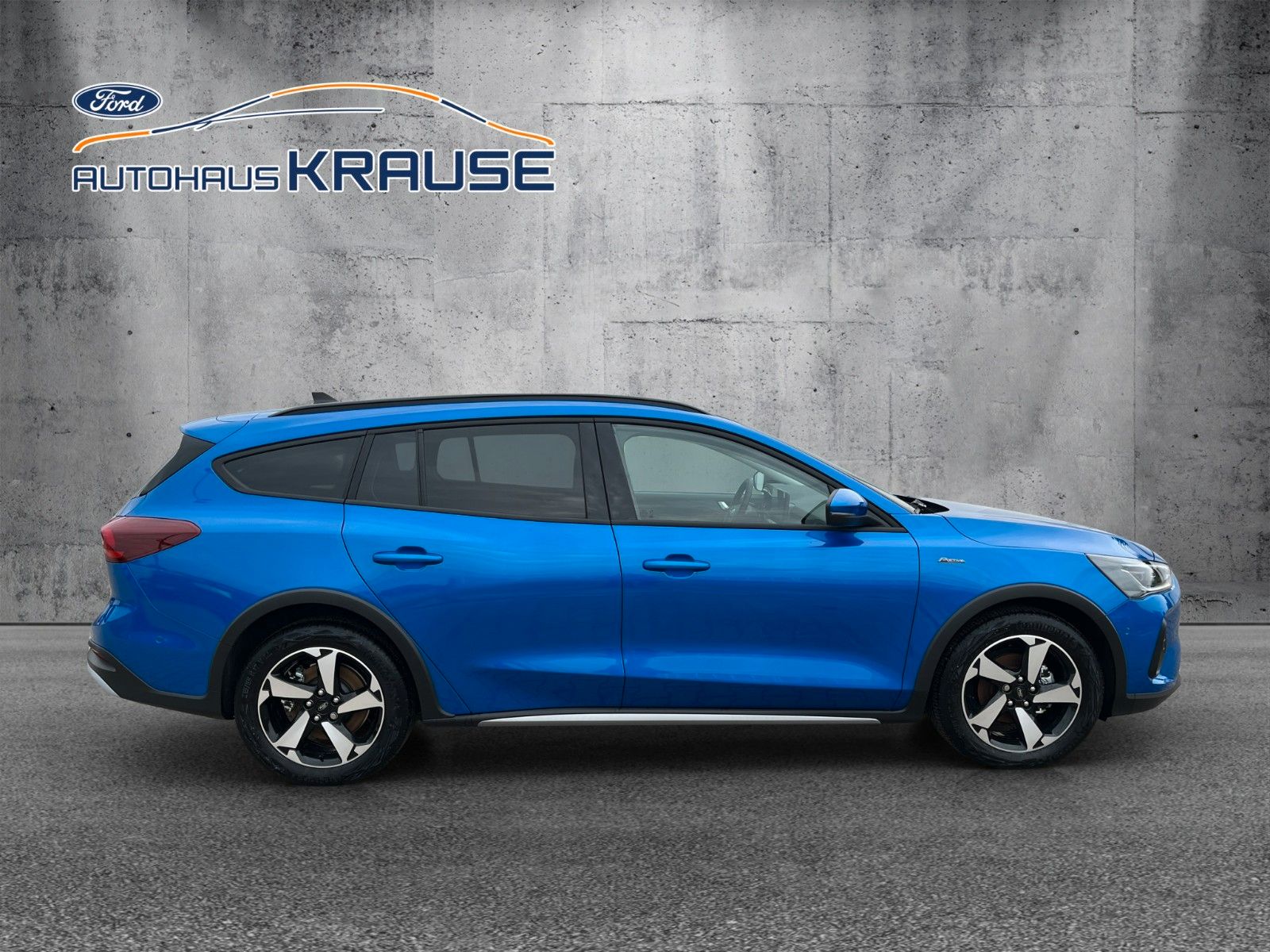 Fahrzeugabbildung Ford Focus Turnier Active X *Matrix*Parkass.*ErgoSi*