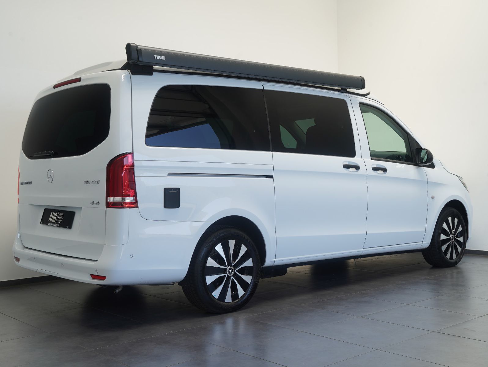 Fahrzeugabbildung Pössl VANSTAR Vito Tourer 119 CDI Pro 4x4 lang