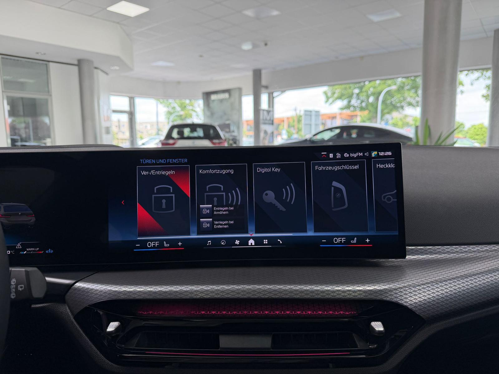 BMW M340i Touring xD*SHADOW*PANO*HUD*ACC*KEYL*360°