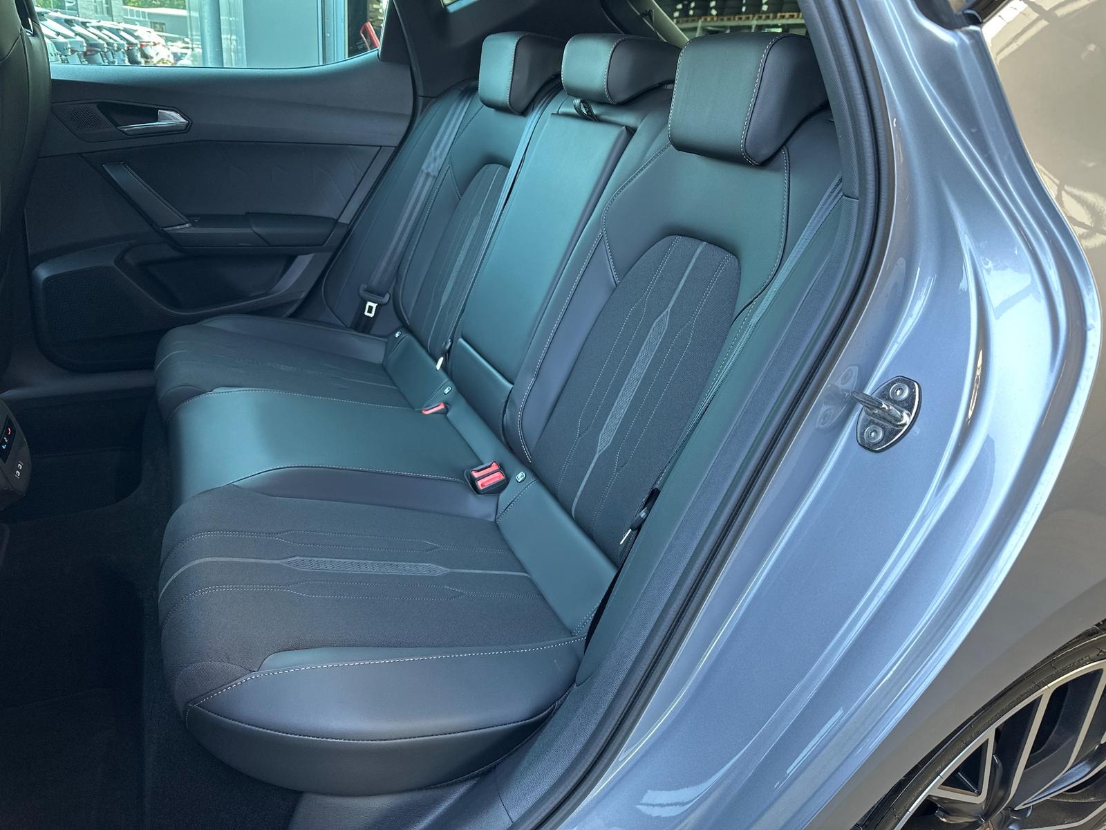 Cupra Leon 2.0 TSI DSG NAV+LED+KEYLESS+PDC+DAB+VCOCK, миниатюра 11