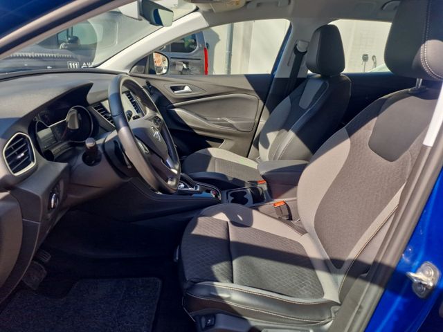 Grandland Business Edition Plug-in-Hybrid 1.6 Tu