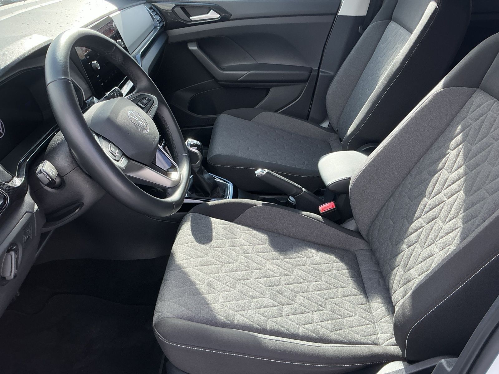 Volkswagen T-Cross - Bild 12