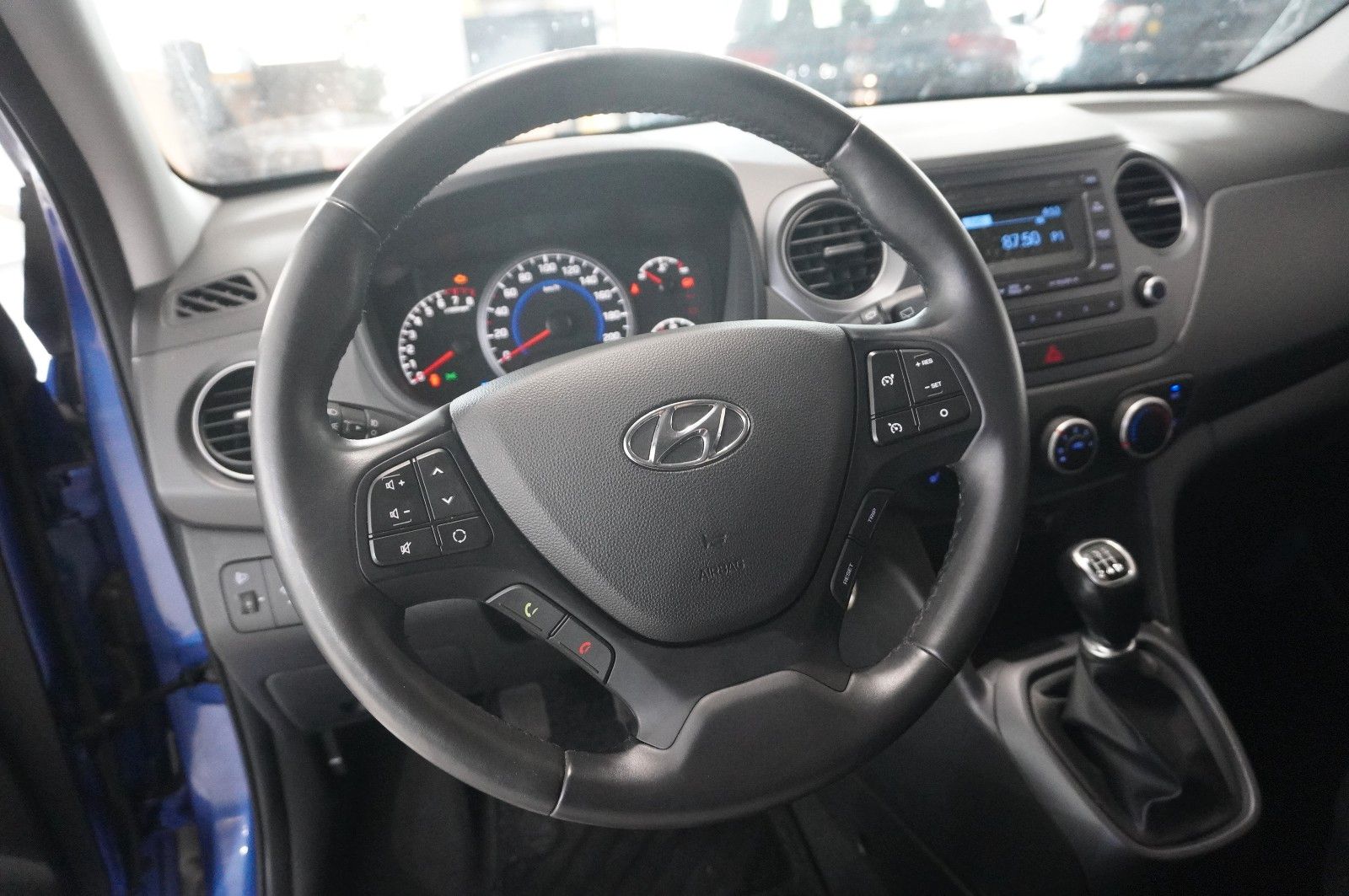 Fahrzeugabbildung Hyundai i10 1.2 YES! 5-TÜR KLIMA/WINTER/TEMP./NEBEL/DAB+